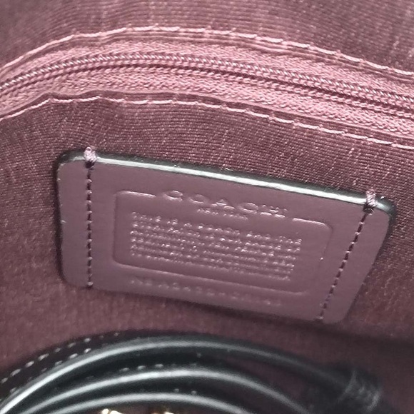 Coach Laurel Black Shoulder Bag - Picture 5 of 12